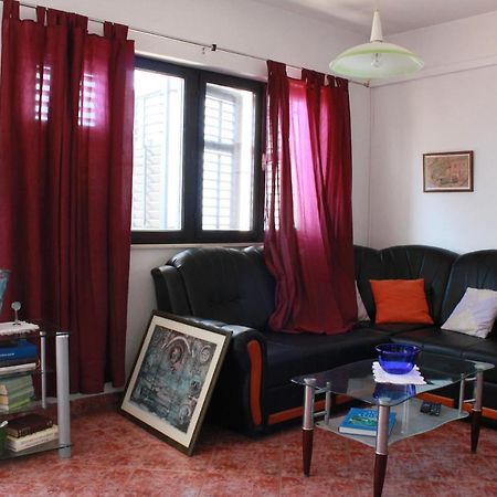 Apartment Blue Sea Dugi Rat Buitenkant foto