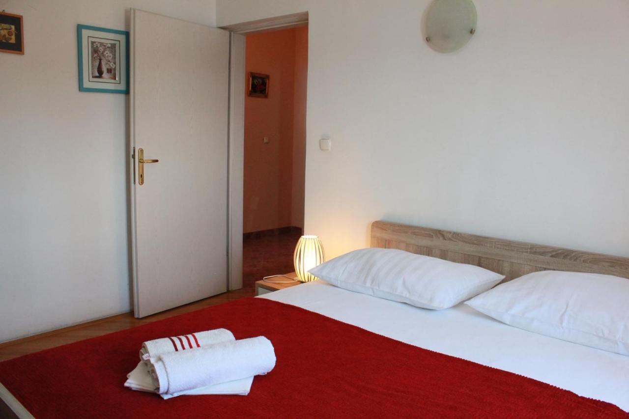 Apartment Blue Sea Dugi Rat Buitenkant foto