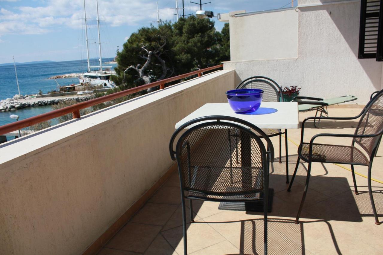 Apartment Blue Sea Dugi Rat Buitenkant foto